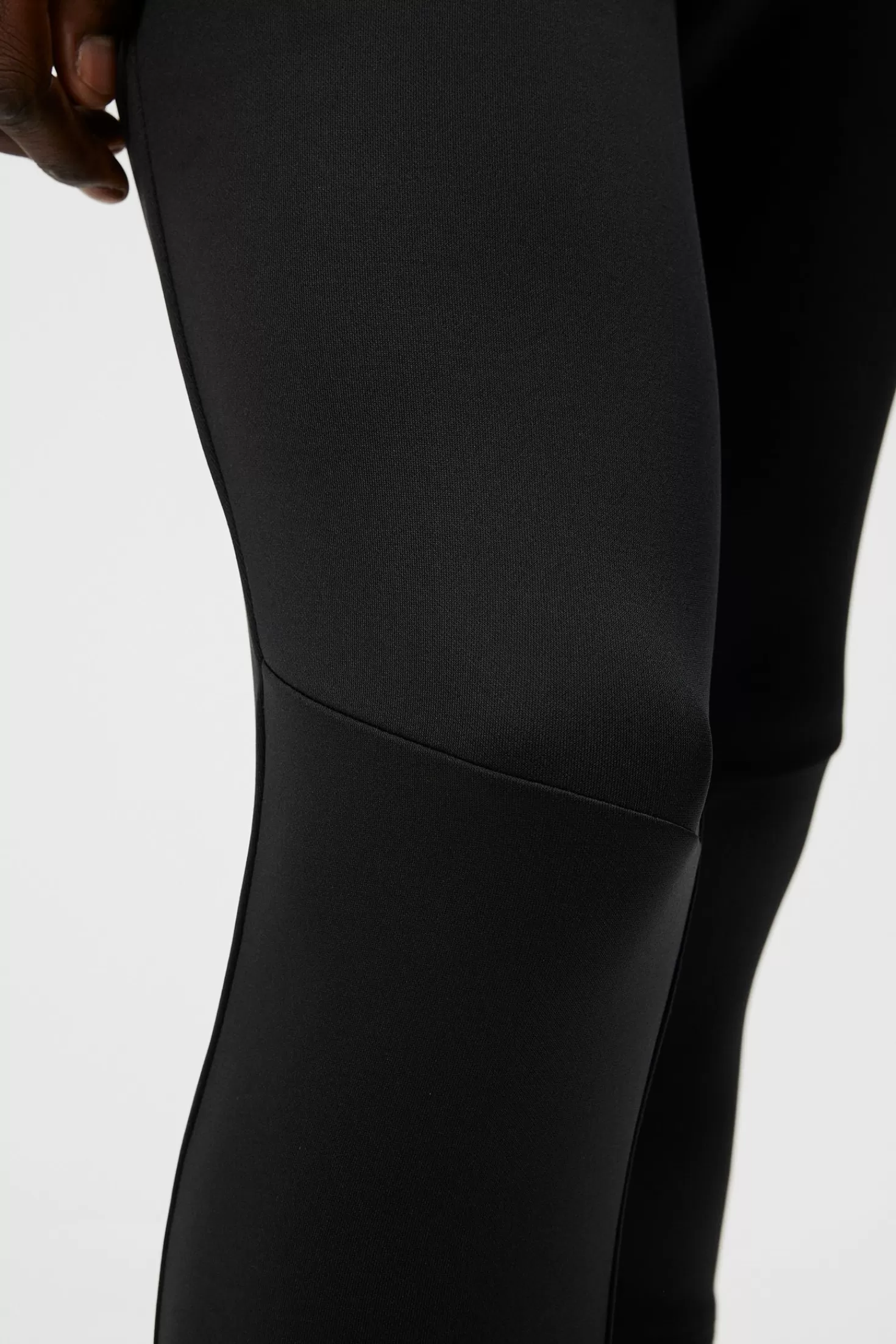 Pantaloni Tecnici Aeroflex – J.Lindeberg Nuova Collezione