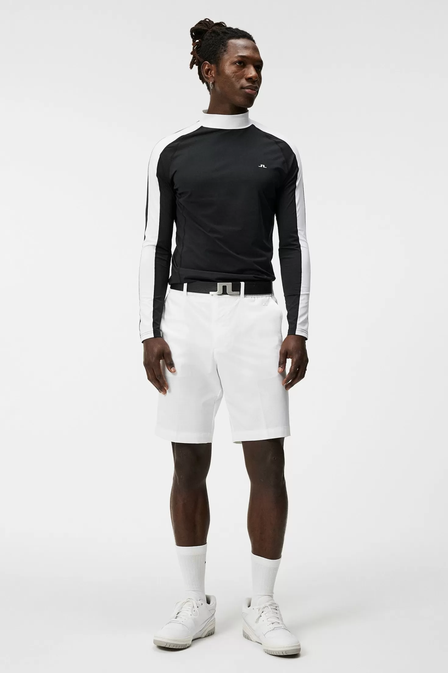 J.Lindeberg Maglia Tecnica Antoine - Intimo Sportivo Ultraleggera con Compressione Mirata, Adatta per il Fitness e l'Allenamento Dinamico, Design Ergonomico con Massima Traspirabilità, Ideale per Allenamenti Intensi e Performance Sportive, Combinazione Stile e Funzionalità da Abbigliamento Sportivo Premium