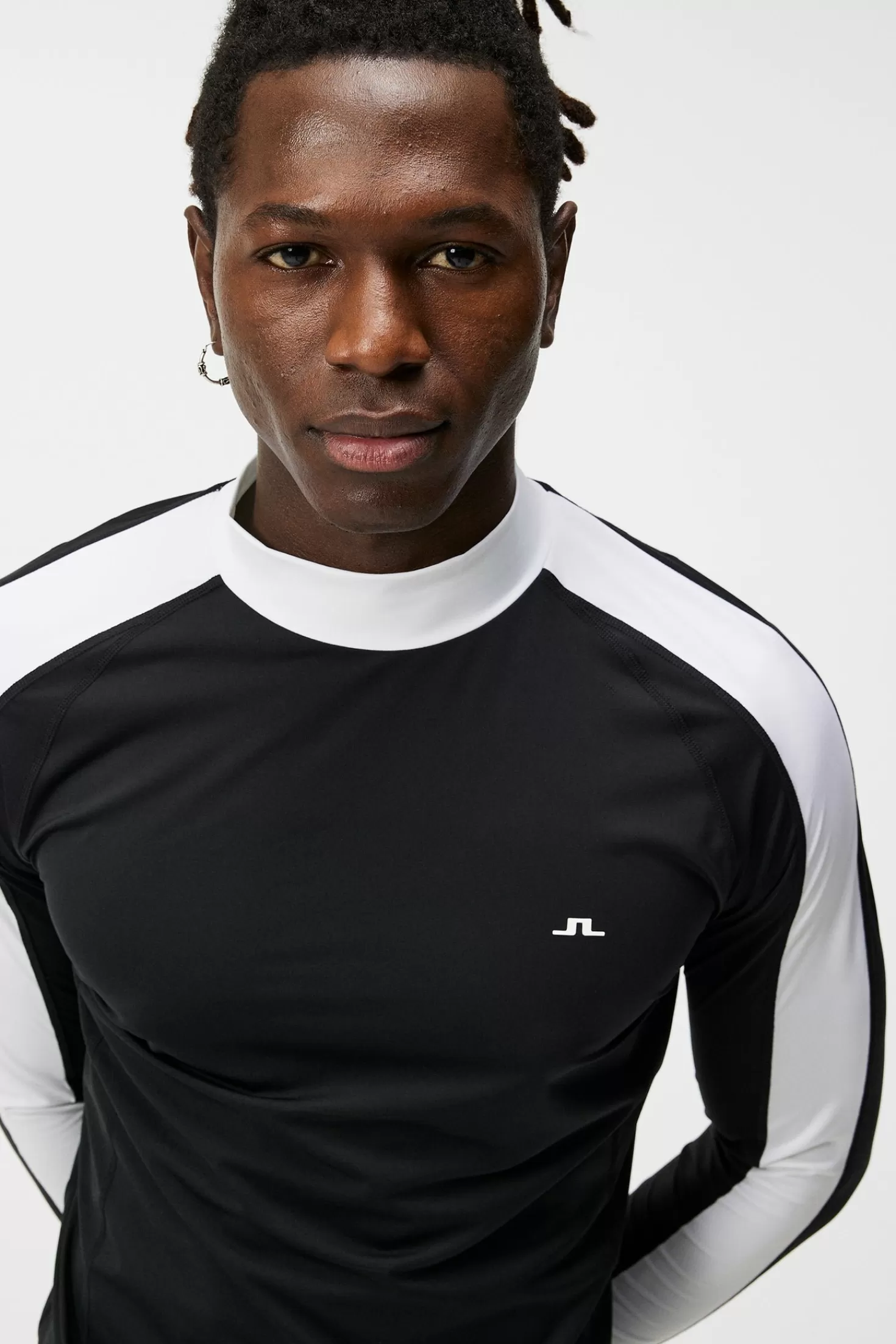 J.Lindeberg Maglia Tecnica Antoine - Intimo Sportivo Ultraleggera con Compressione Mirata, Adatta per il Fitness e l'Allenamento Dinamico, Design Ergonomico con Massima Traspirabilità, Ideale per Allenamenti Intensi e Performance Sportive, Combinazione Stile e Funzionalità da Abbigliamento Sportivo Premium