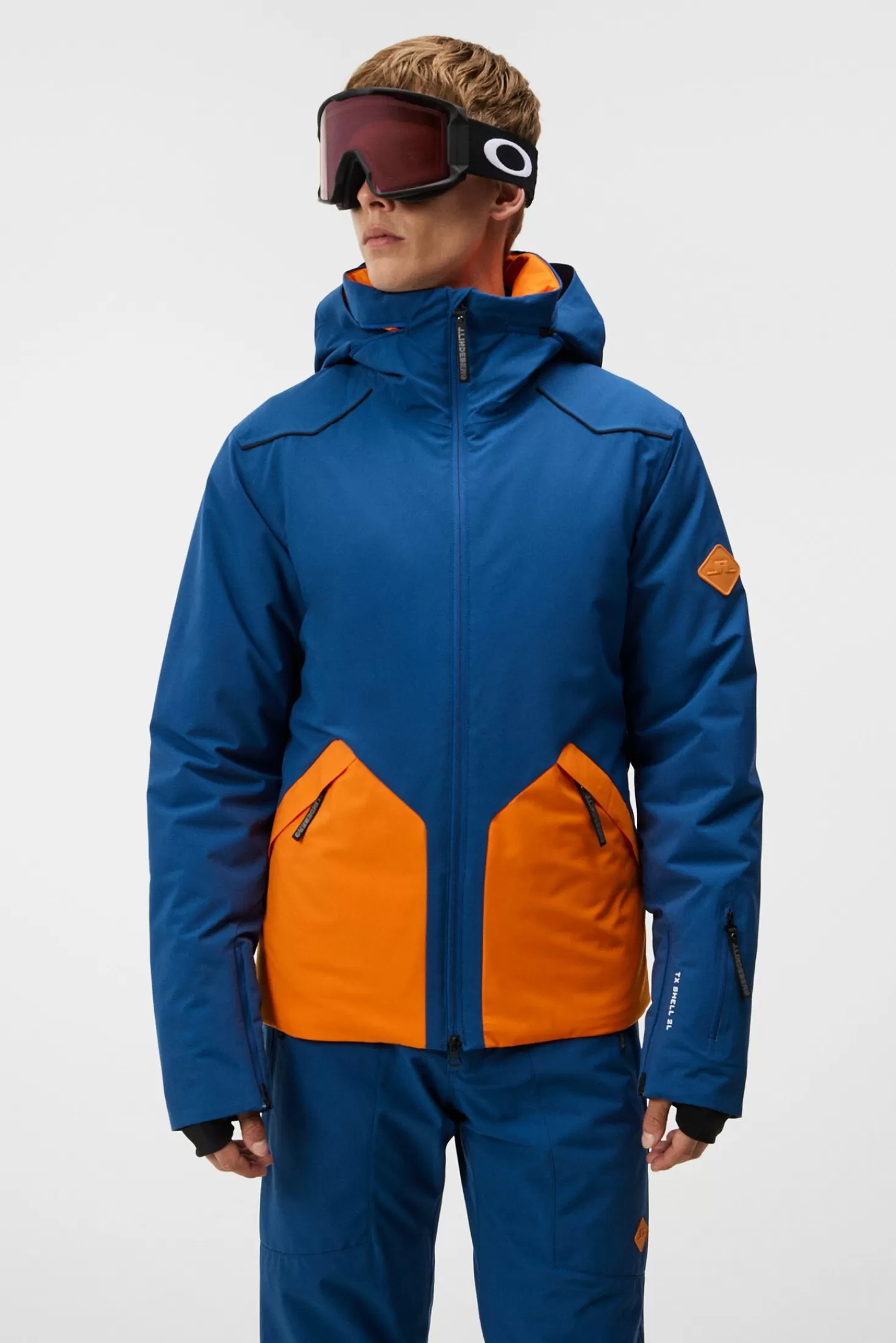 J.Lindeberg Giacche Uomo: Basalto Impermeabile in Offerta - Tessuto Tecnico per Outdoor Autunno/Inverno 2024
