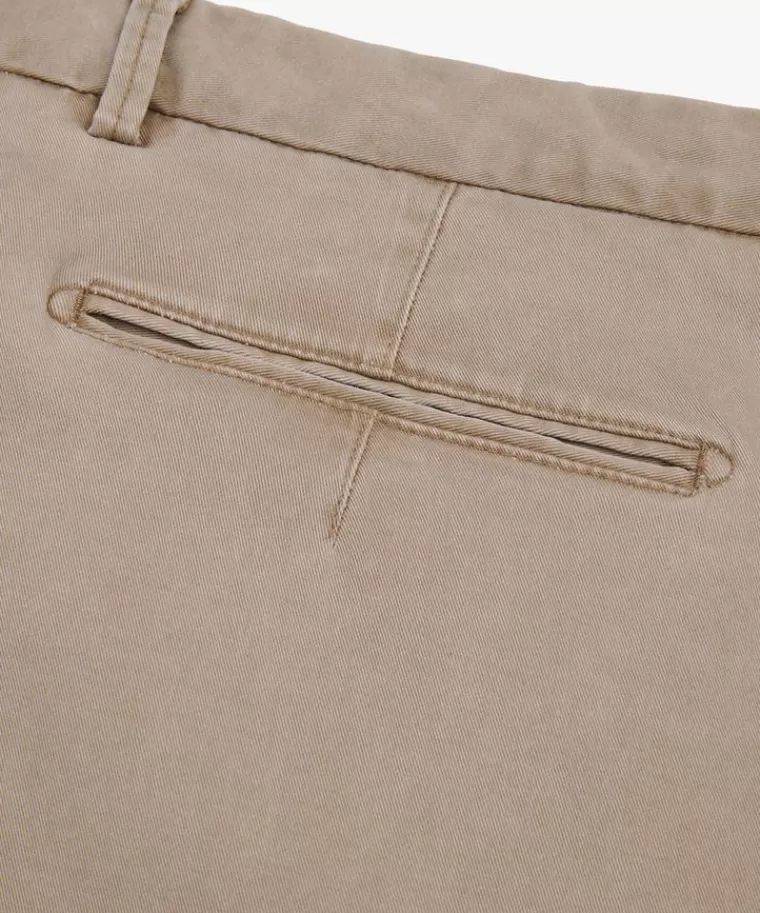 Pantalone Chino Profuomo Slim Fit in Tonalità Beige Sabbia - Tintura Pigmentata Naturale con Taglio Moderno a Prezzo Conveniente