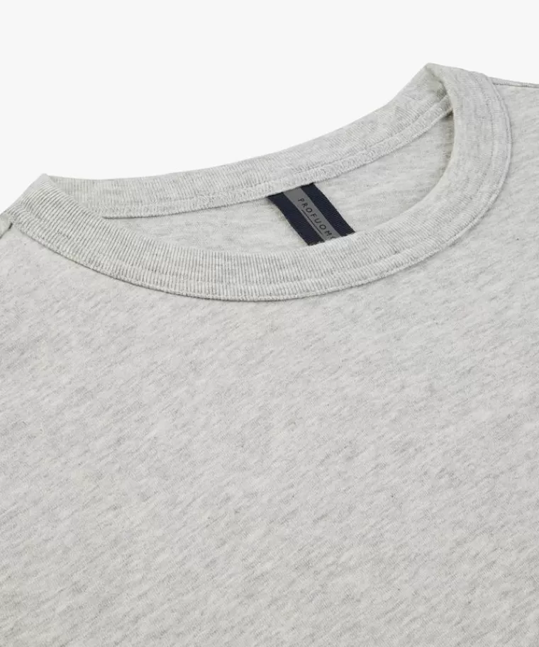 Maglia a maniche lunghe in tessuto mélange grigio scuro - Profuomo 

Versione confezionata con cura per comfort quotidiano, disponibile nella tonalità calda di antracite. Tessuto premium per un look casual raffinato.