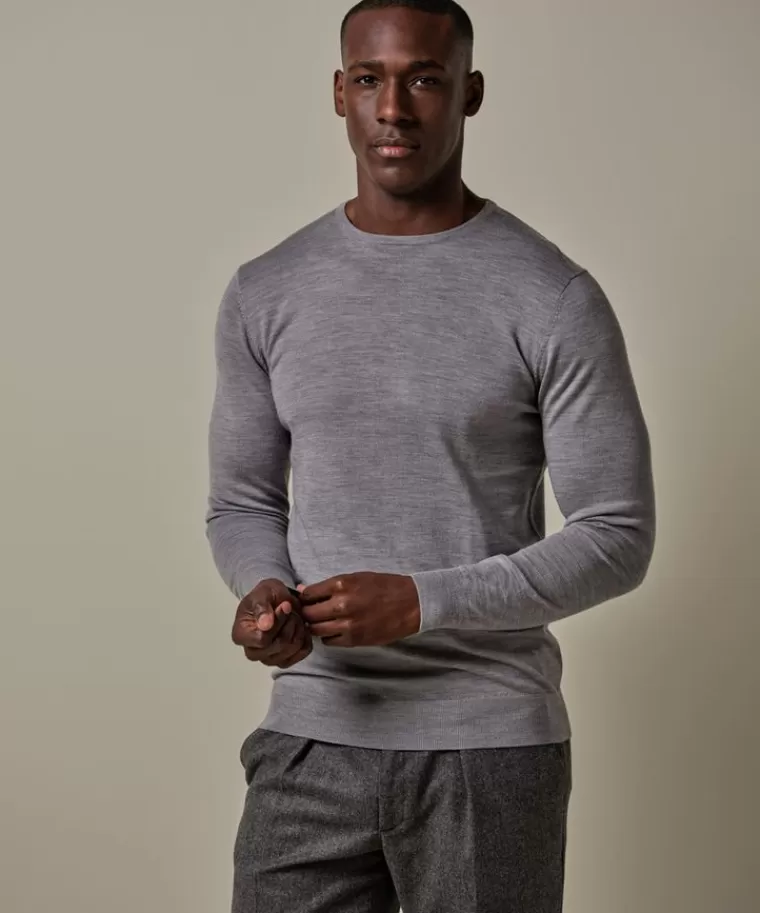 Maglione Profuomo in Pura Lana Merino - Grigio Antracite con Scollo Tondo  
Tessuto Premium per Termoregolazione, Confezione Classica  
Sconti Esclusivi su Modelli Autunno/Inverno