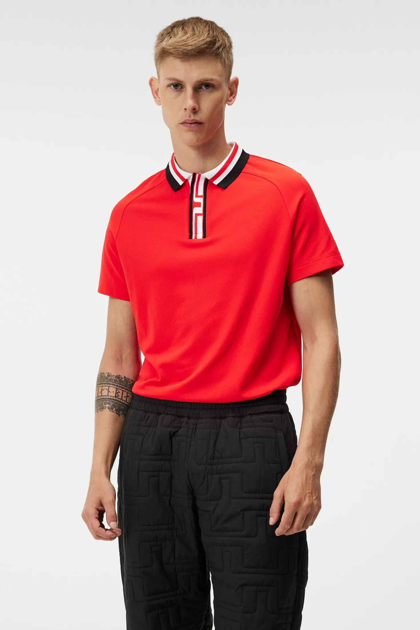 Maglia Polo Taglio Classico Hals - J.Lindeberg in Super Promozione  

(Scopri la collezione autunnale con sconti esclusivi)