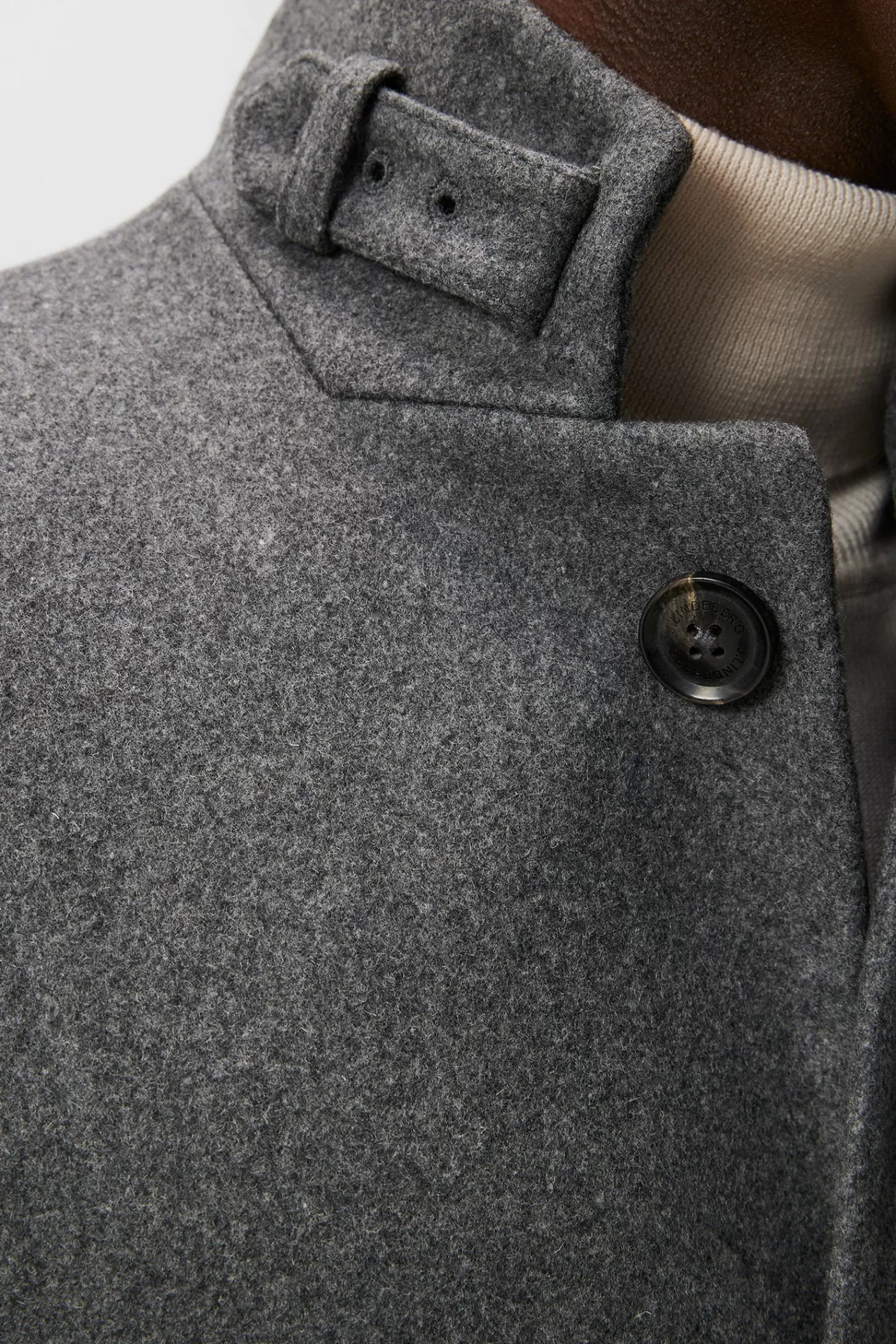 J.Lindeberg: Giacca Invernale Holger Melton con Prezzo Conveniente 

Holger Melton Cappotto Elegante - Offerte Speciali J.Lindeberg 

Giacca Uomo Holger Melton by J.Lindeberg | Sconti Primavera 

J.Lindeberg: Cappotto Termico Holger Melton in Promozione 

Giacca Stile Nordico Holger Melton - J.Lindeberg Scontata