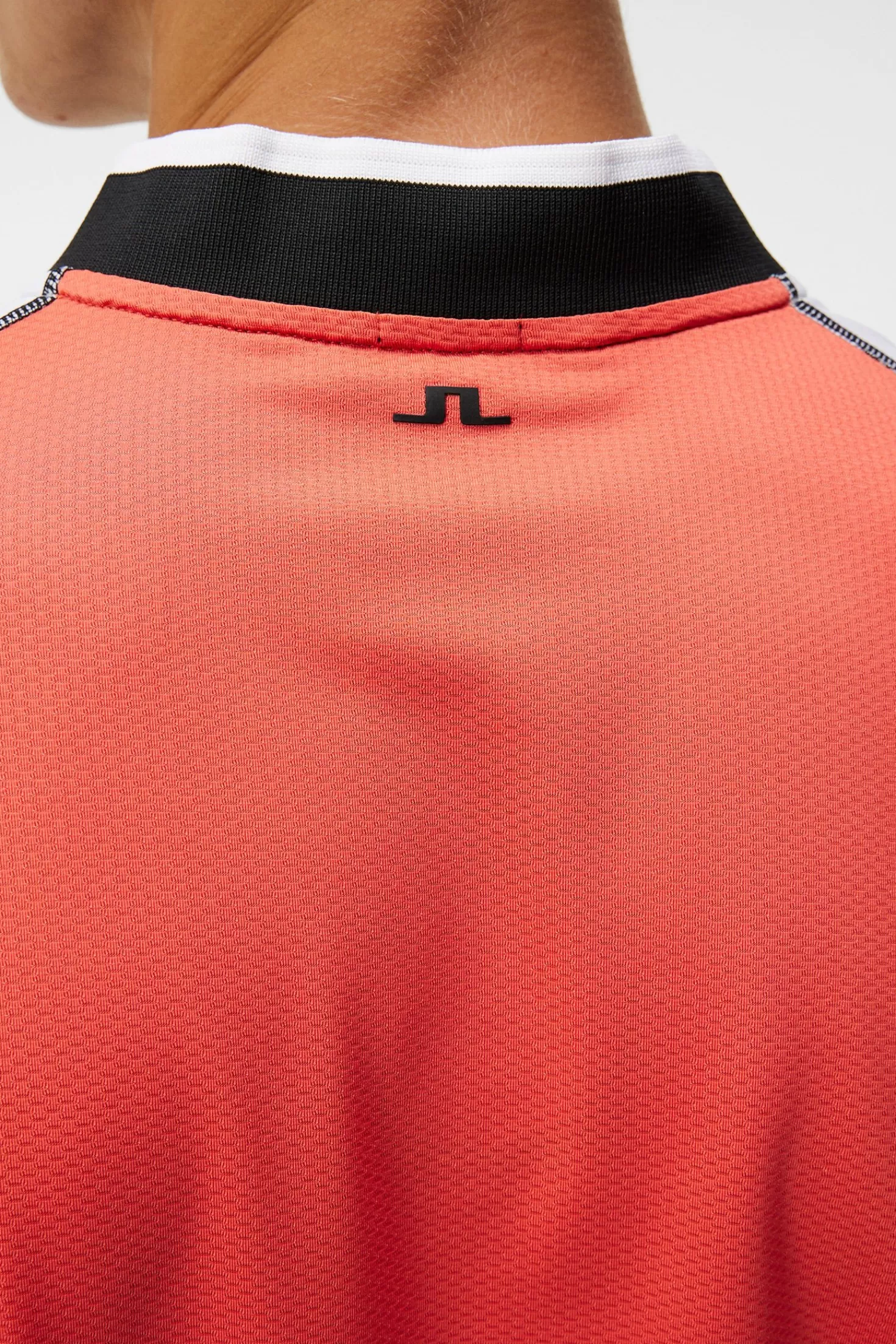 J.Lindeberg Maglia Polo Uomo - Taglio Regolare Jensen in Cotone Premium  
Stile Casual Elegante con Logo Ricamato  
Disponibile in Colori Classici - Collezione Autunno 2024