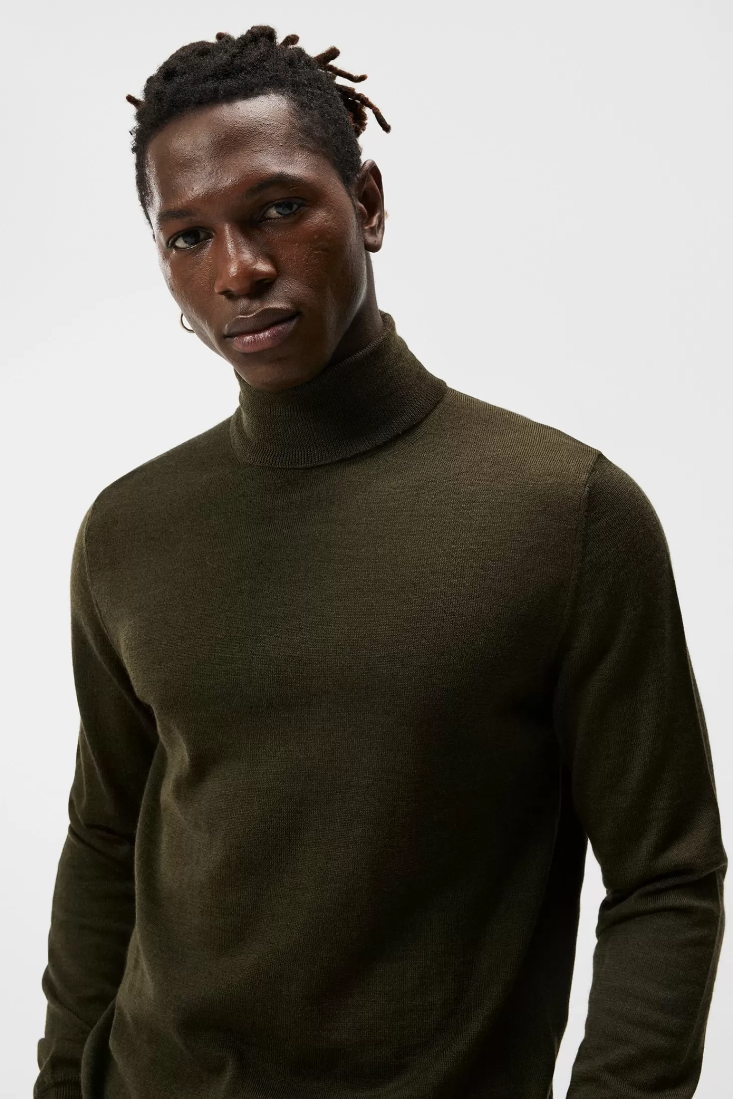 Maglione in Pura Lana Merino con Collo Alto Avvolgente - J.Lindeberg Collezione Inverno
