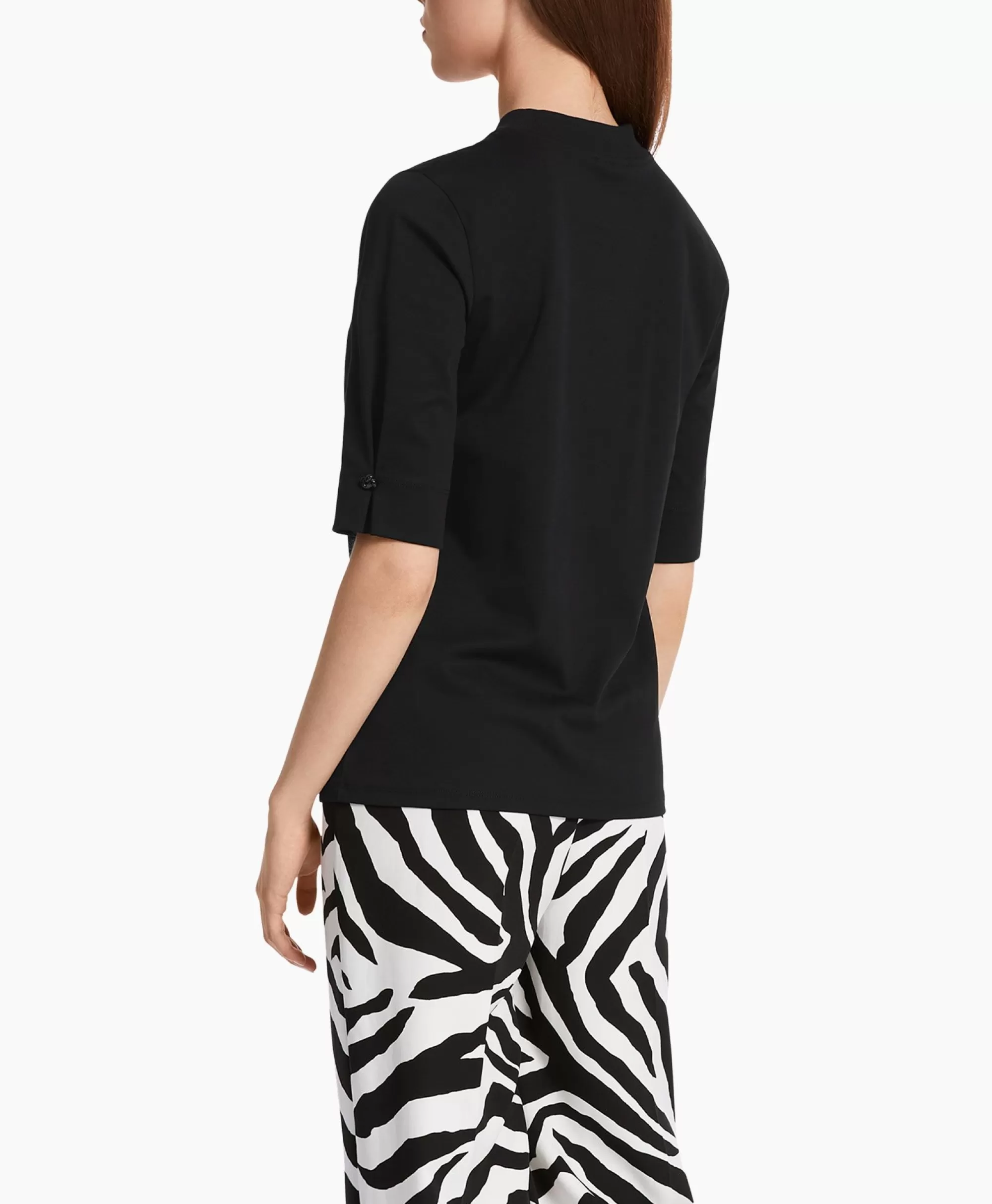 Marccain Collezione Autunno 2024 - Maglietta Essential Modello WC48.24, Taglia J14 in Nero