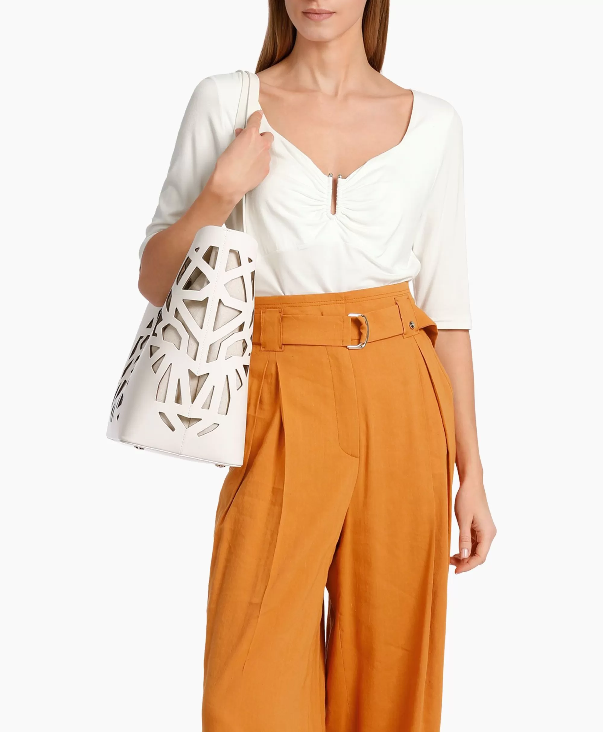 Marccain - Maglietta Collezione Autunno in Bianco Rotto, Modello WC4857-J33, Stile Minimal con Scollo Tondo