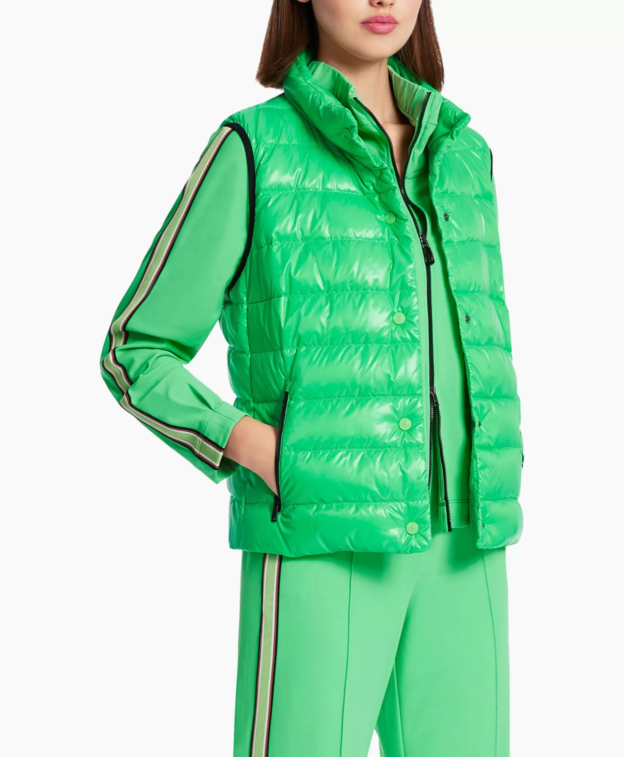 Giubbotto Sportivo Leggero Jassen-Marccain Modello WS37.01-W02 in Verde Militare, Design Funzionale per Uomo