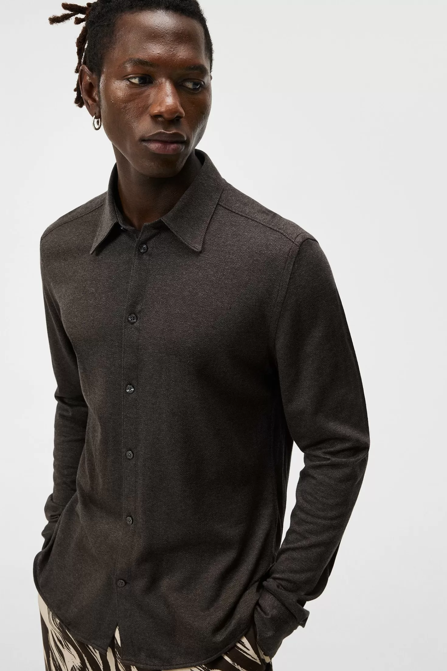 J.Lindeberg Camicia Streetwear in Maglina Elasticizzata - Taglio Slim Moderno per Stile Dinamico

（：，