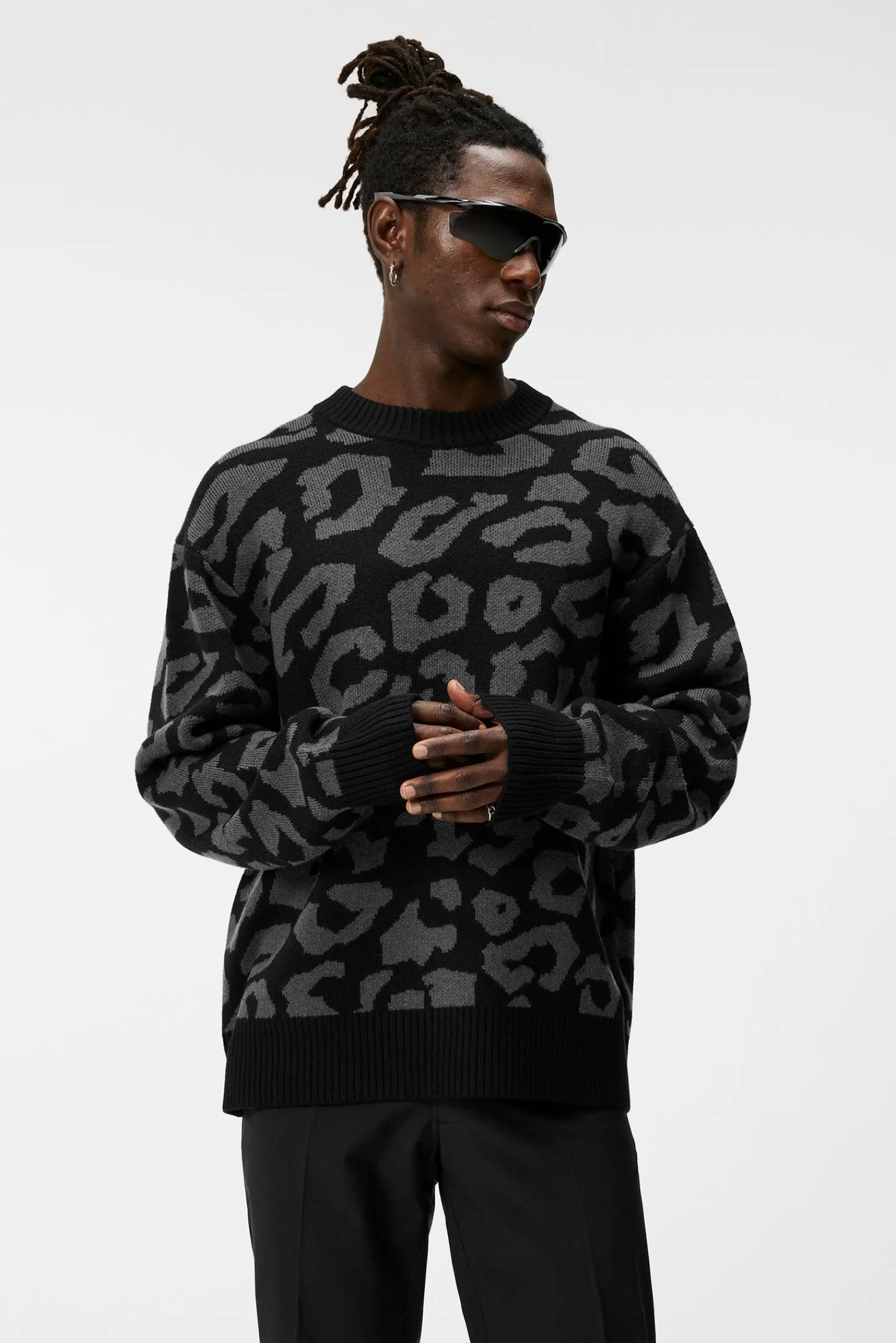 J.Lindeberg Maglieria Autunno/Inverno - Pullover Verde Oliva con Scollo Tondo Morbidamente Strutturato | Collezione Ufficiale