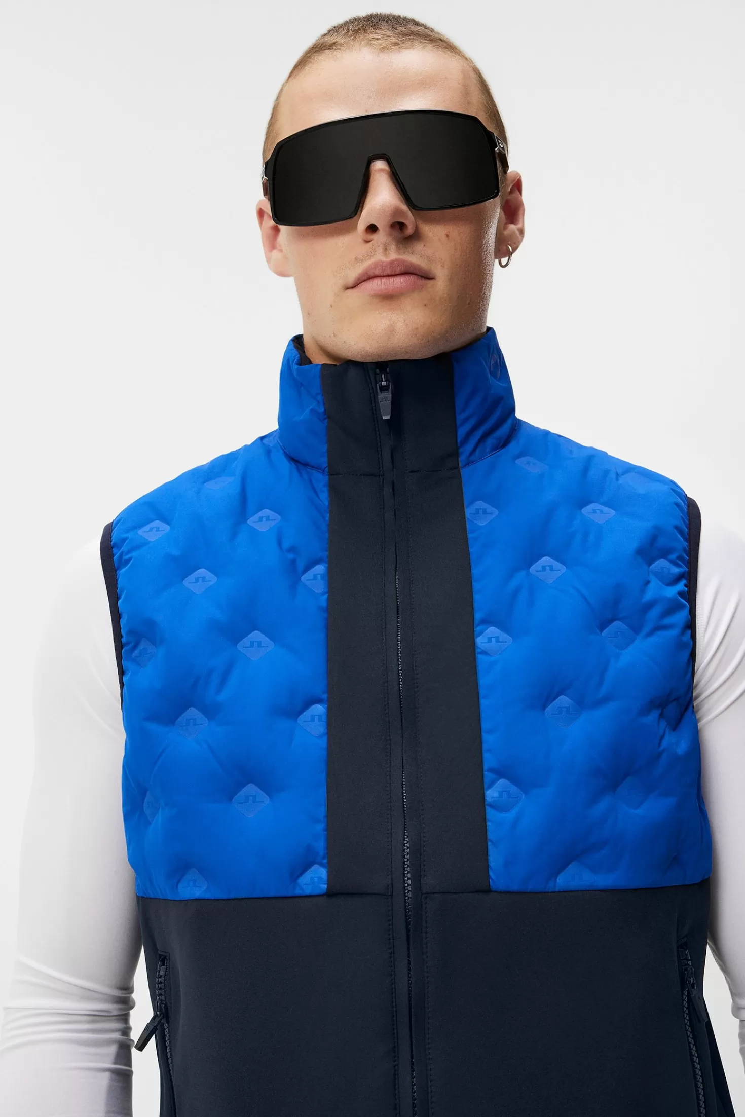 J.Lindeberg Gilet Ibrido Ross - Ultimo Stock Autunno/Inverno 2023 | Design Funzionale con Massimo Comfort | Scopri la collezione esclusiva in saldo outlet