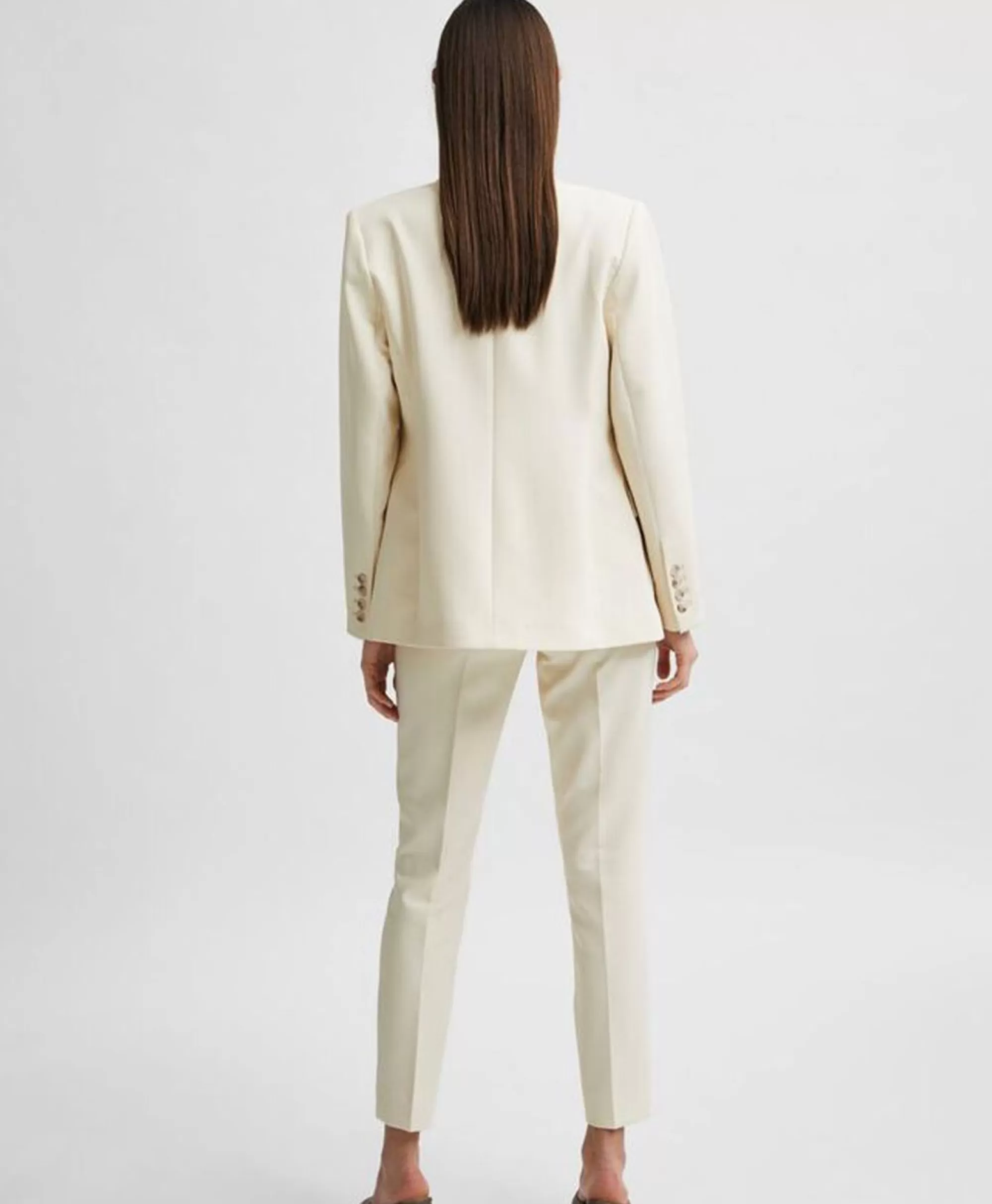 Giacca Elegante Selected Femme - Modello Classico Rita in Bianco Avorio, Taglio B Confezione Morbida