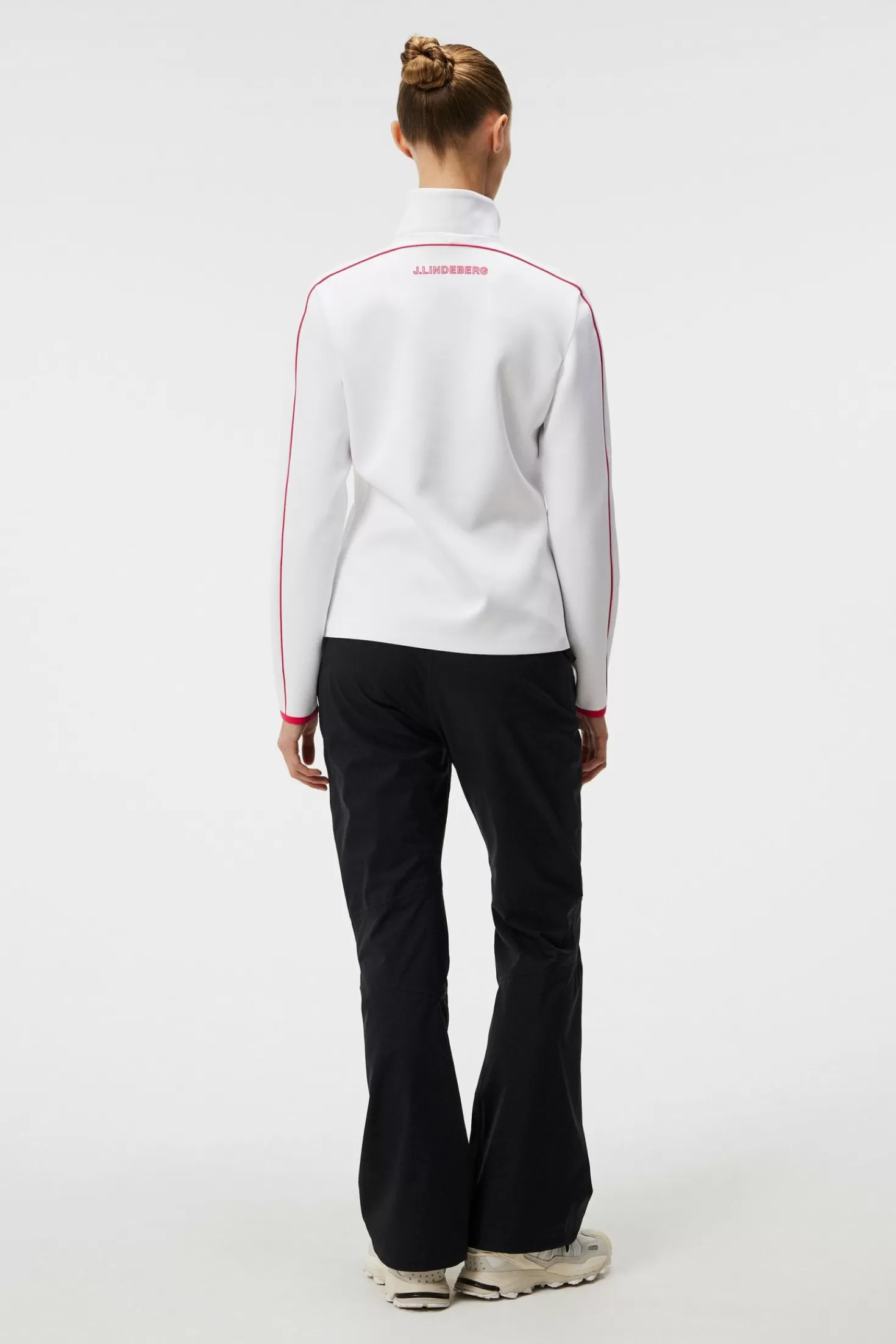 J.Lindeberg Sunnyside - Giacca Intermedia Leggera per Stagioni di Transizione | Shop Online Ufficiale

：1.，2.