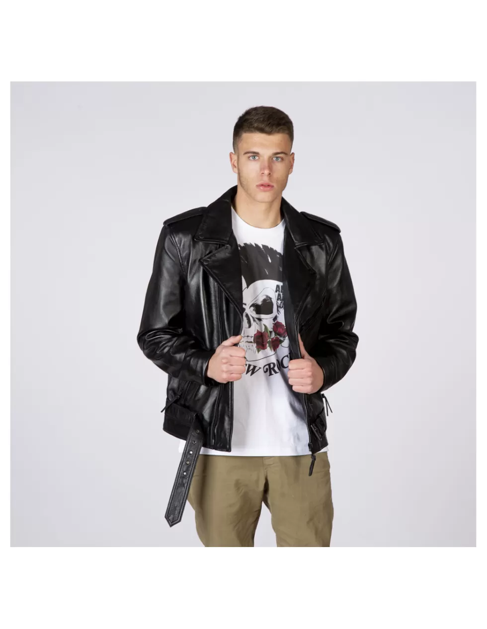 Giacca Motociclista New Rock W-NRLMJ006-S4 | Edizione Limitata con Stile Robusto e Chiusura a Zip - Pelle Sintetica Premium per Uso Intenso - Taglia Disponibile S4
